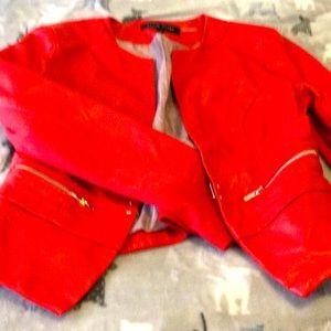 Bought jacket from Wilson leather in 2019. Worn once